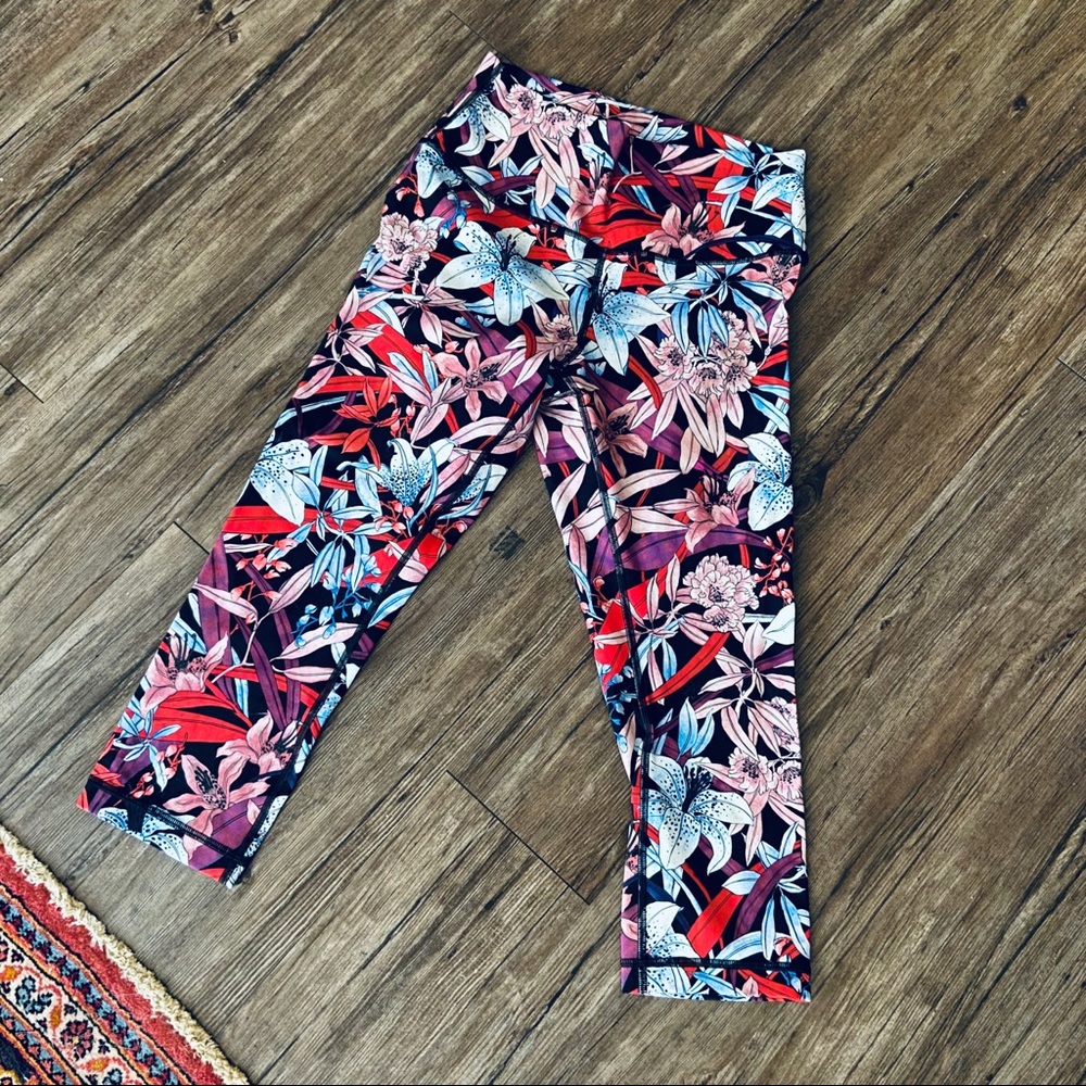 Lululemon Floral Crop Legging